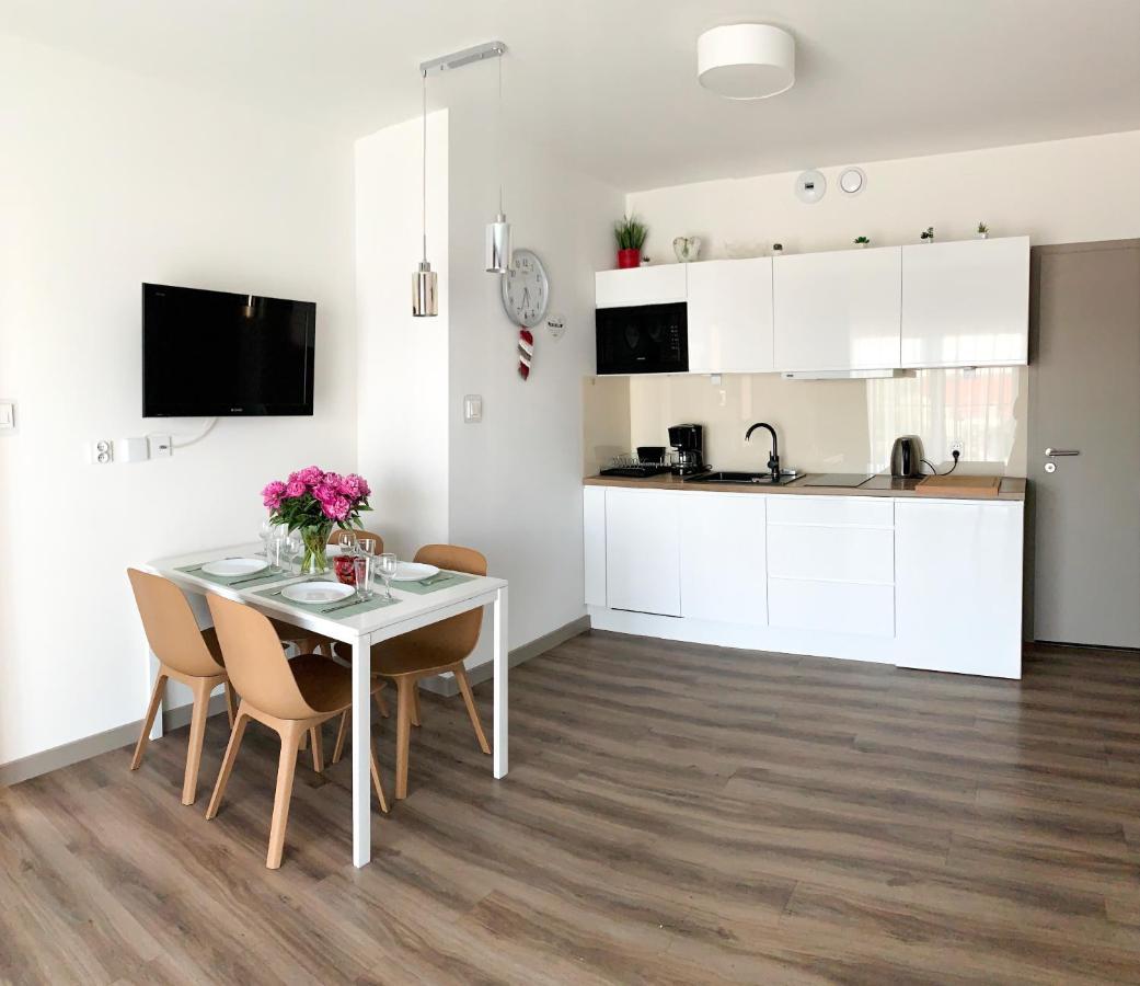 Apartament Livia Sianozety Luaran gambar